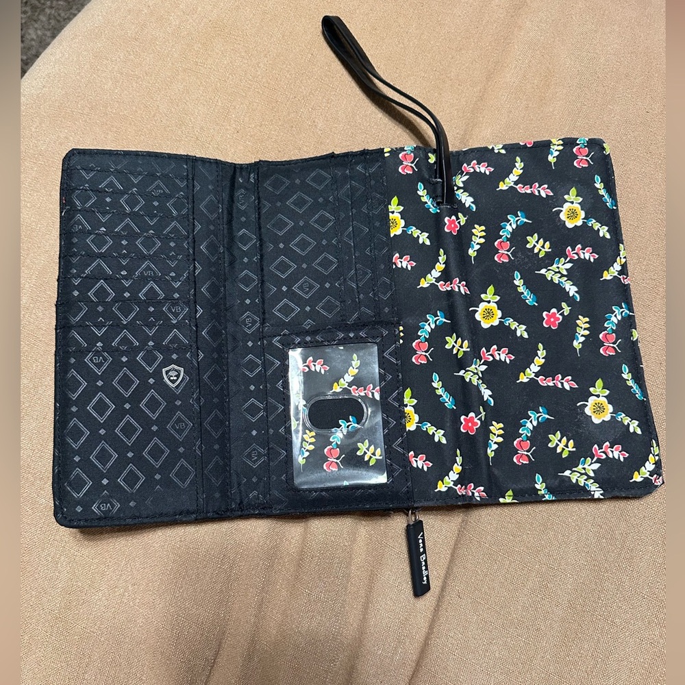 Vera Bradley fabric wallet RFID black with floral interior